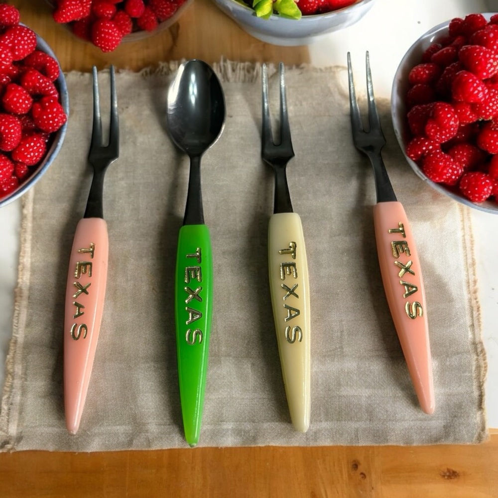 MCM Lot of 4 Texas 3 Cocktail Forks & 1 Spoon. Little Party Utensils 4” Long